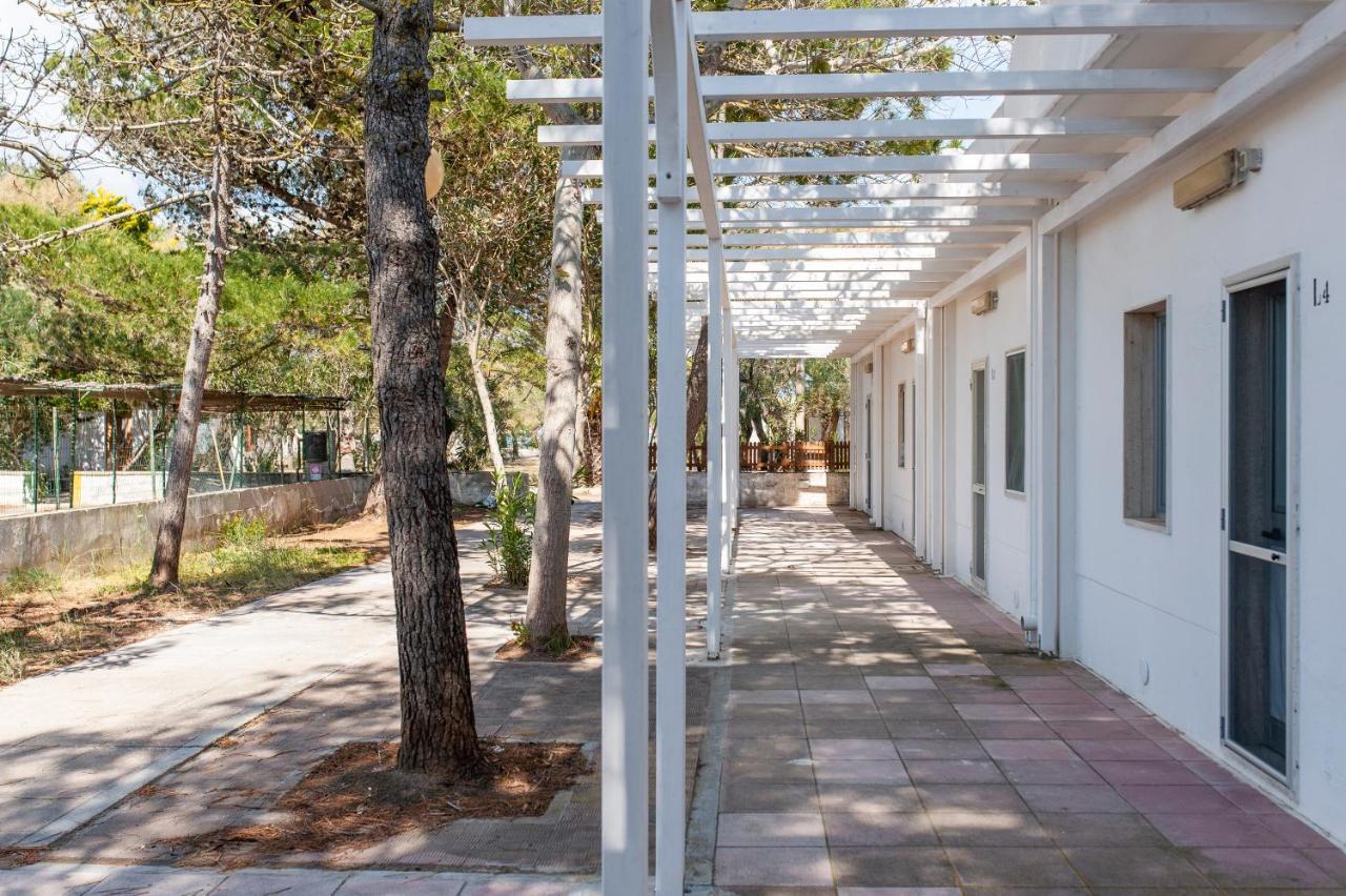 Centro Vacanze Lido Smeraldo Frigole Dış mekan fotoğraf